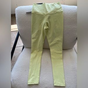 Aritizia legging for workout